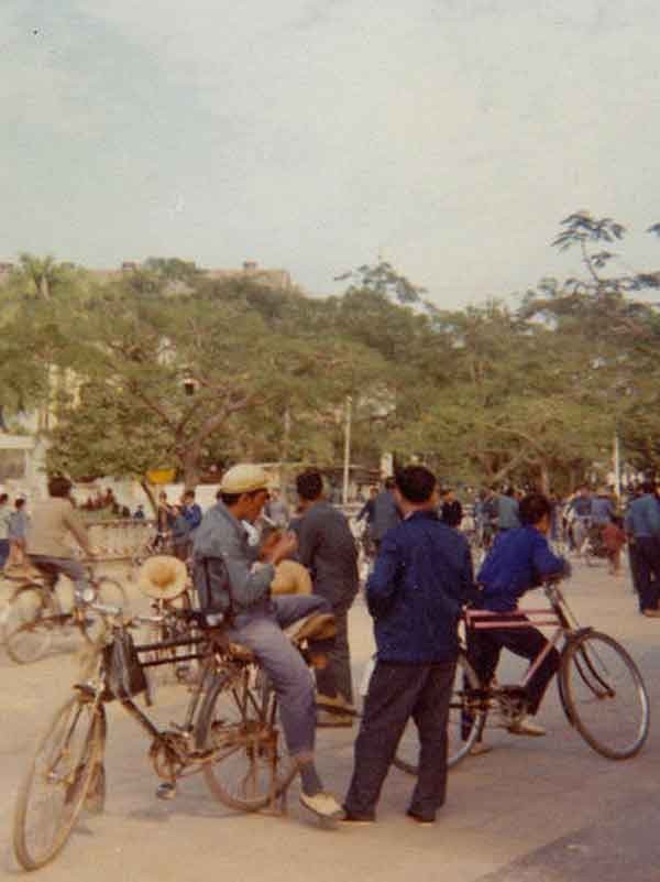 To mo hinh anh dac khu Tham Quyen hoi nam 1979-Hinh-7